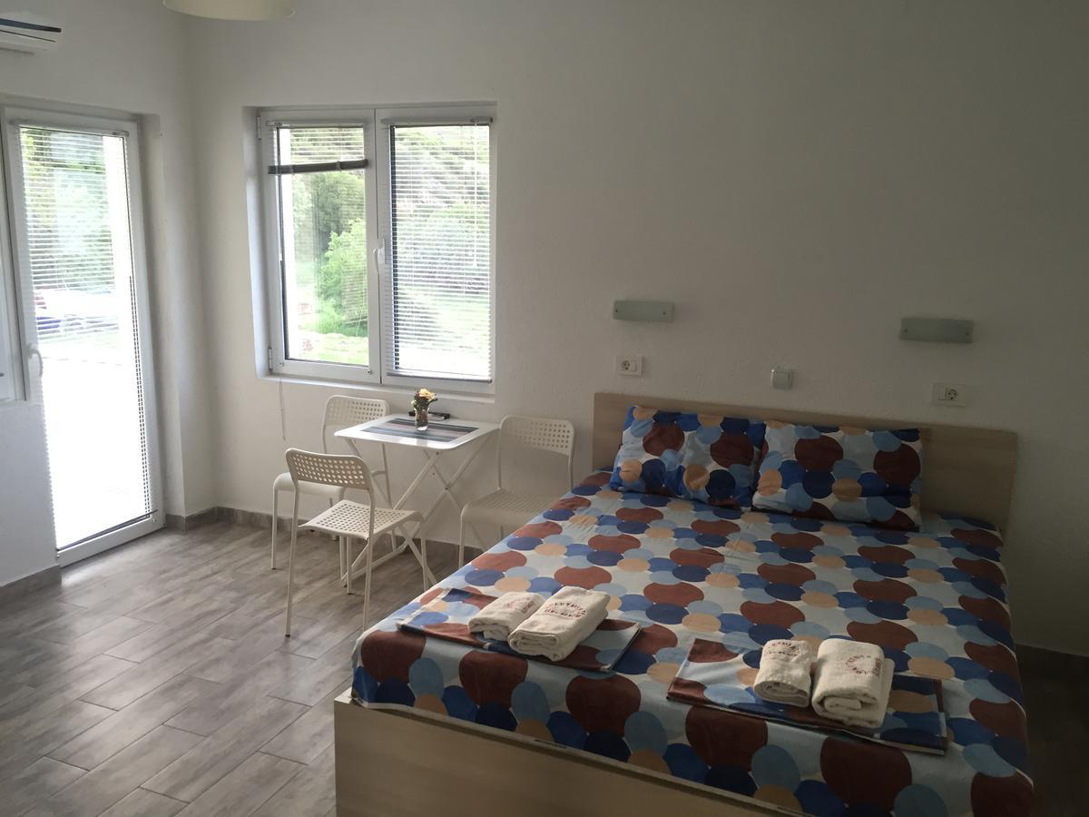 Apartmani Alex Beach Dojran Exterior photo